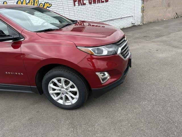 Used 2018 Chevrolet Equinox LT with VIN 2GNAXSEV8J6206960 for sale in Huntington, WV