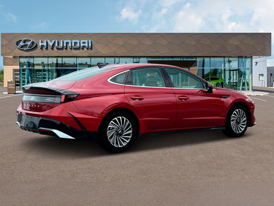 2025 Hyundai SONATA HYBRID SEL