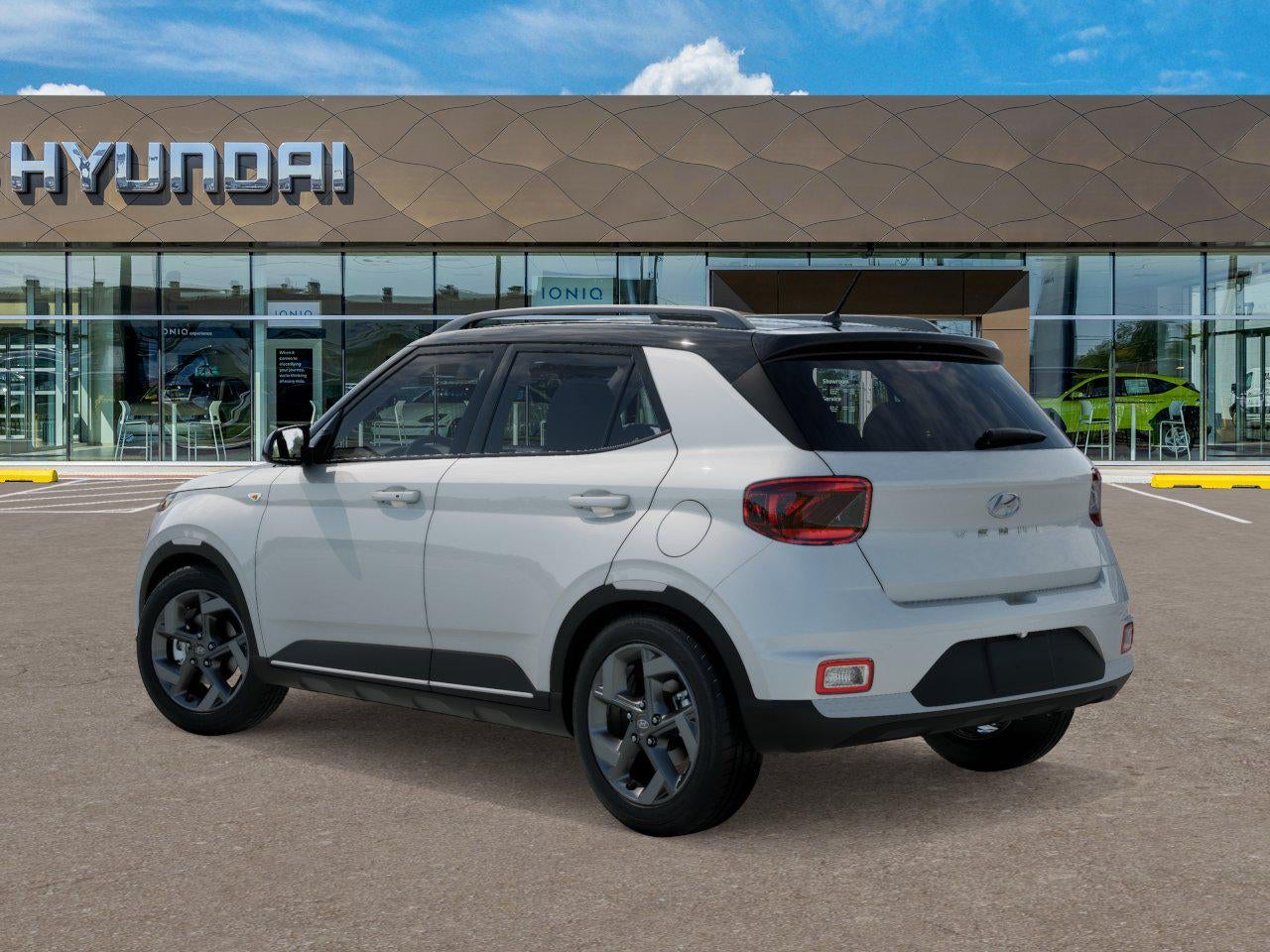 2026 Hyundai VENUE SEL W/Two-Tone Roof