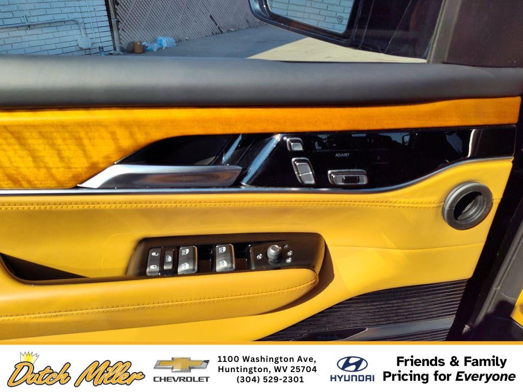 2022 Jeep Grand Wagoneer Series III