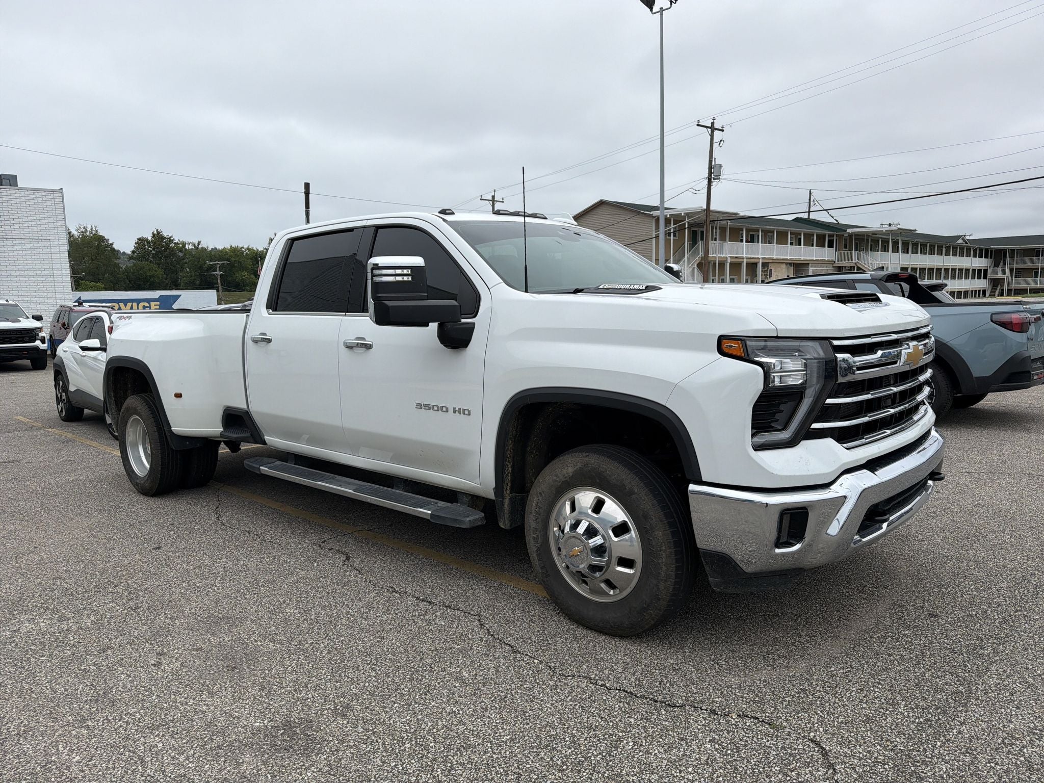2024 Chevrolet Silverado LTZ