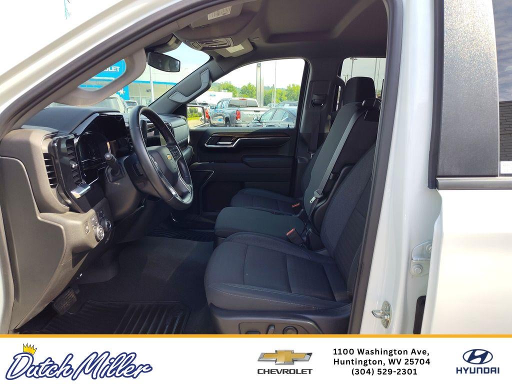 2024 Chevrolet Silverado LT