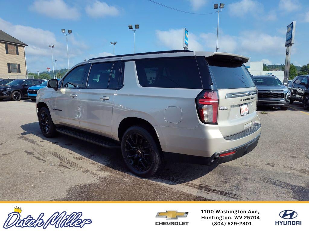 2022 Chevrolet Suburban RST