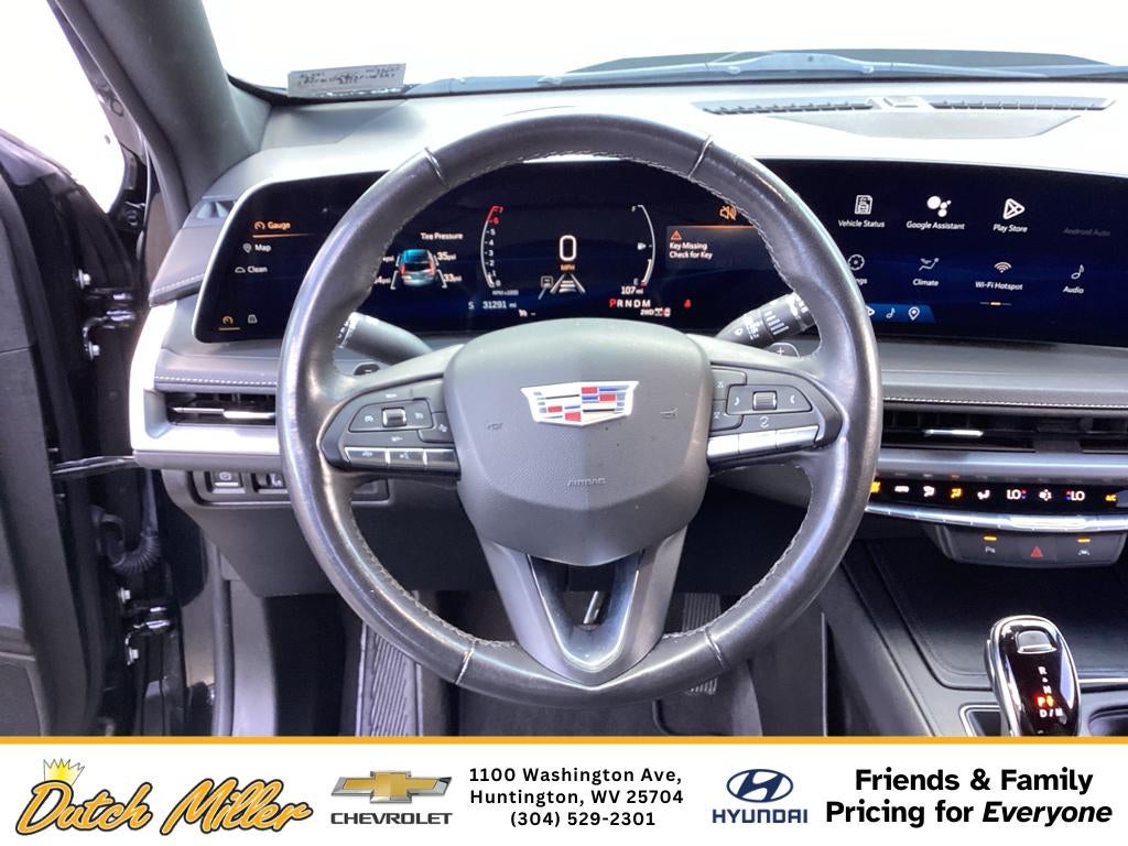 2024 Cadillac XT4 AWD Premium Luxury