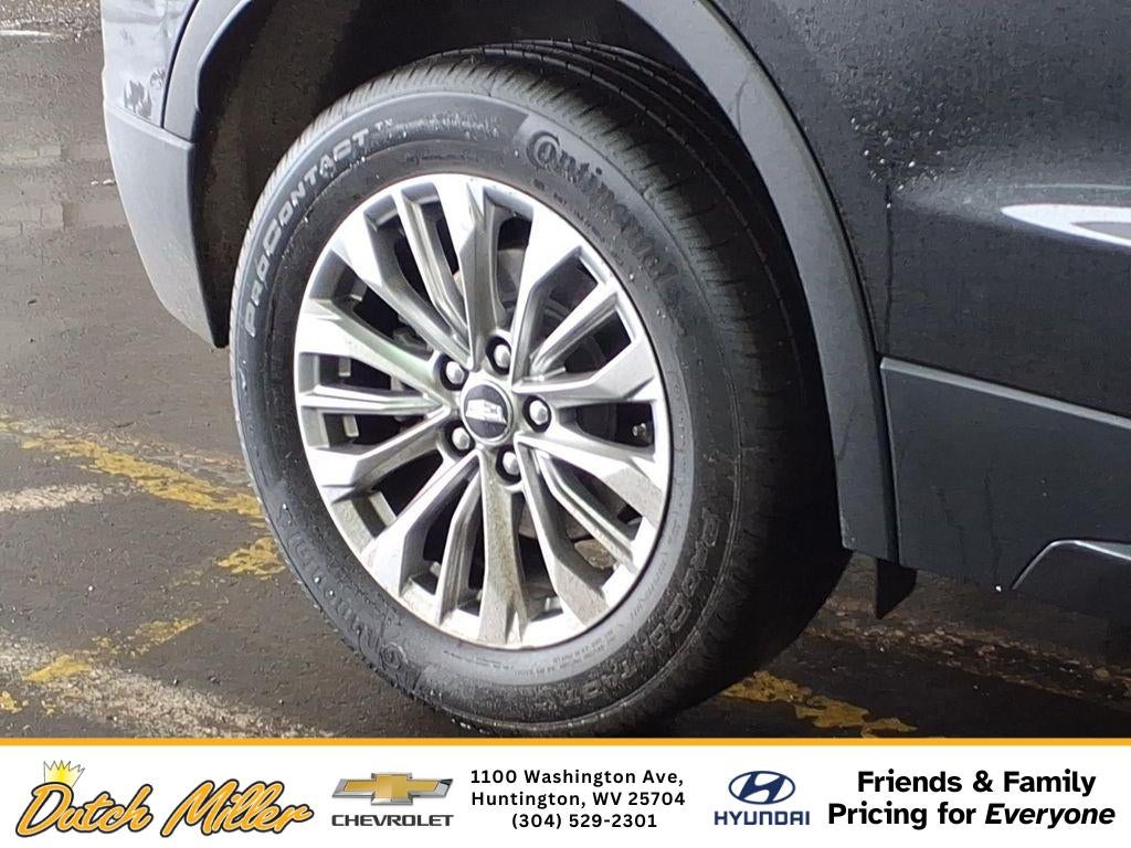 2024 Cadillac XT4 AWD Premium Luxury