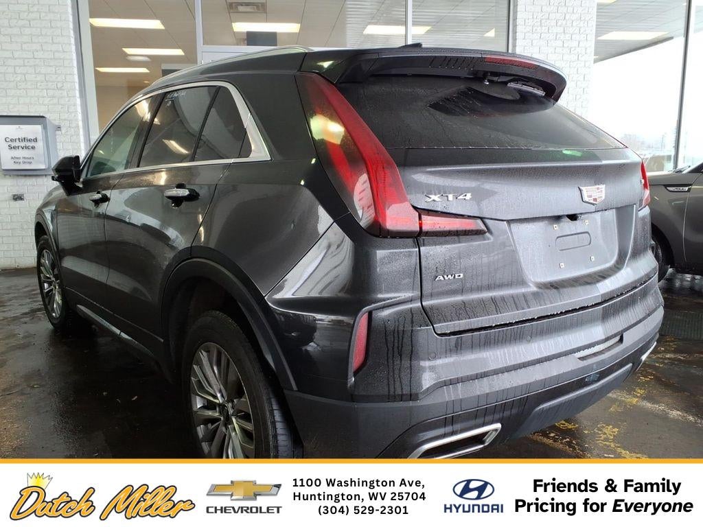 2024 Cadillac XT4 AWD Premium Luxury