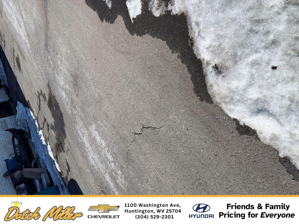 2024 Cadillac XT4 AWD Premium Luxury