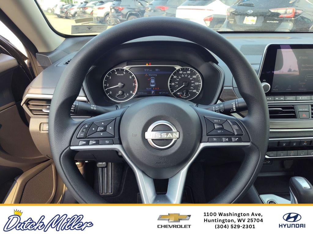 2025 Nissan Altima SV
