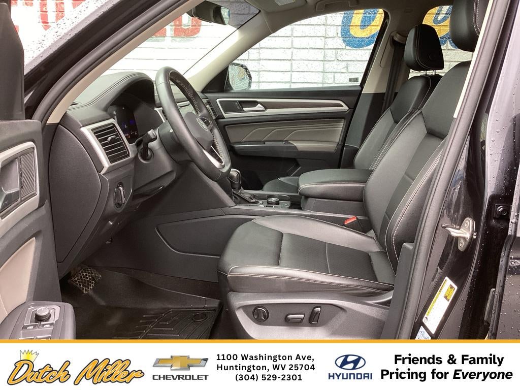 2022 Volkswagen Atlas 2.0T SE w/Technology