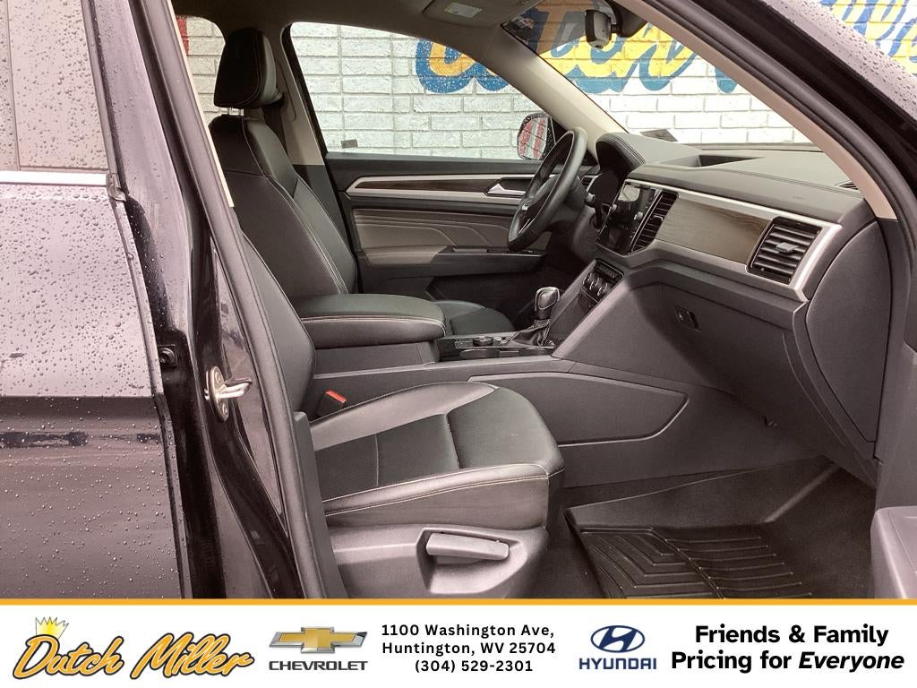 2022 Volkswagen Atlas 2.0T SE w/Technology