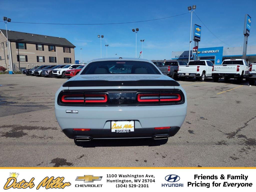 2020 Dodge Challenger SXT