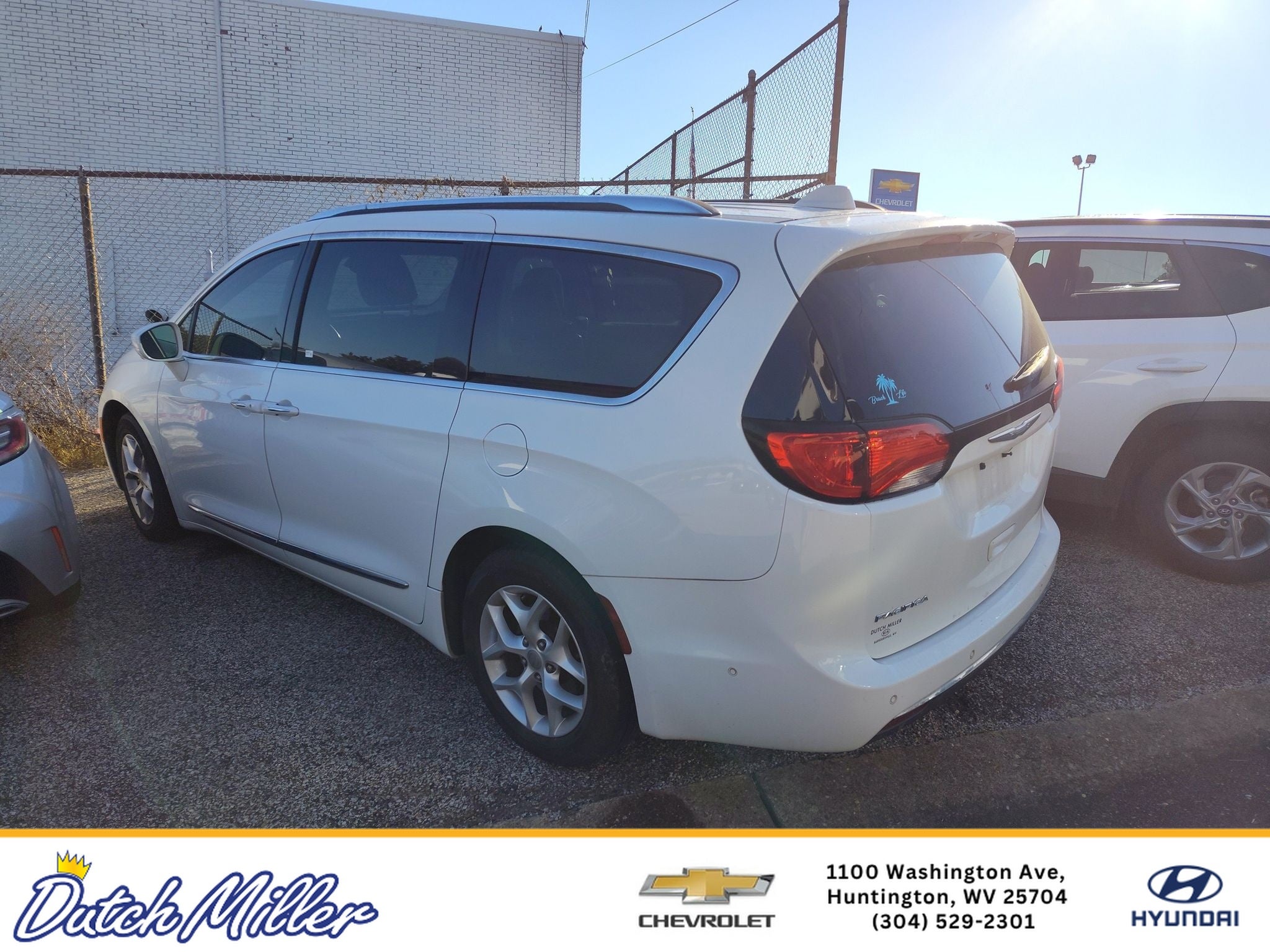 2017 Chrysler Pacifica Touring-L Plus