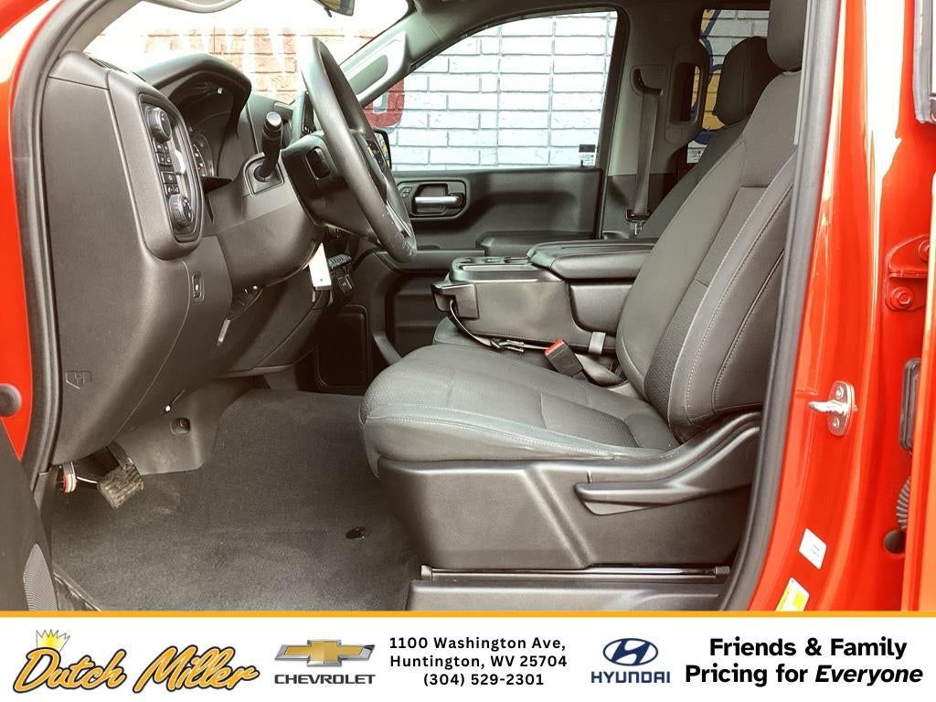 2022 Chevrolet Silverado Custom