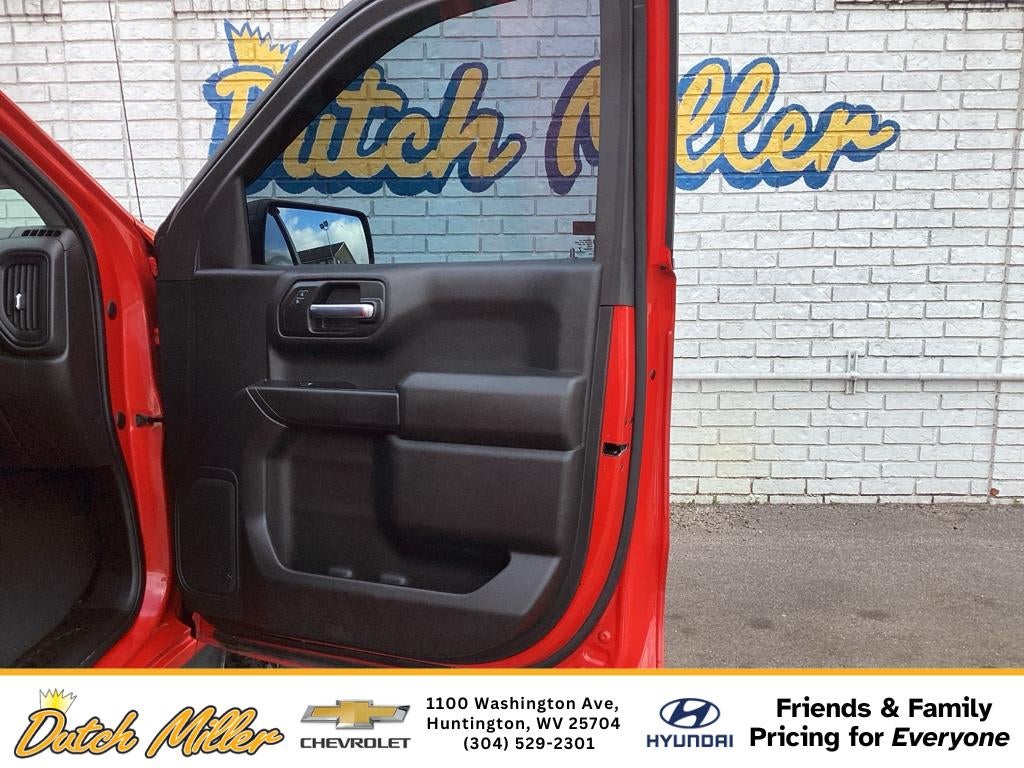 2022 Chevrolet Silverado Custom