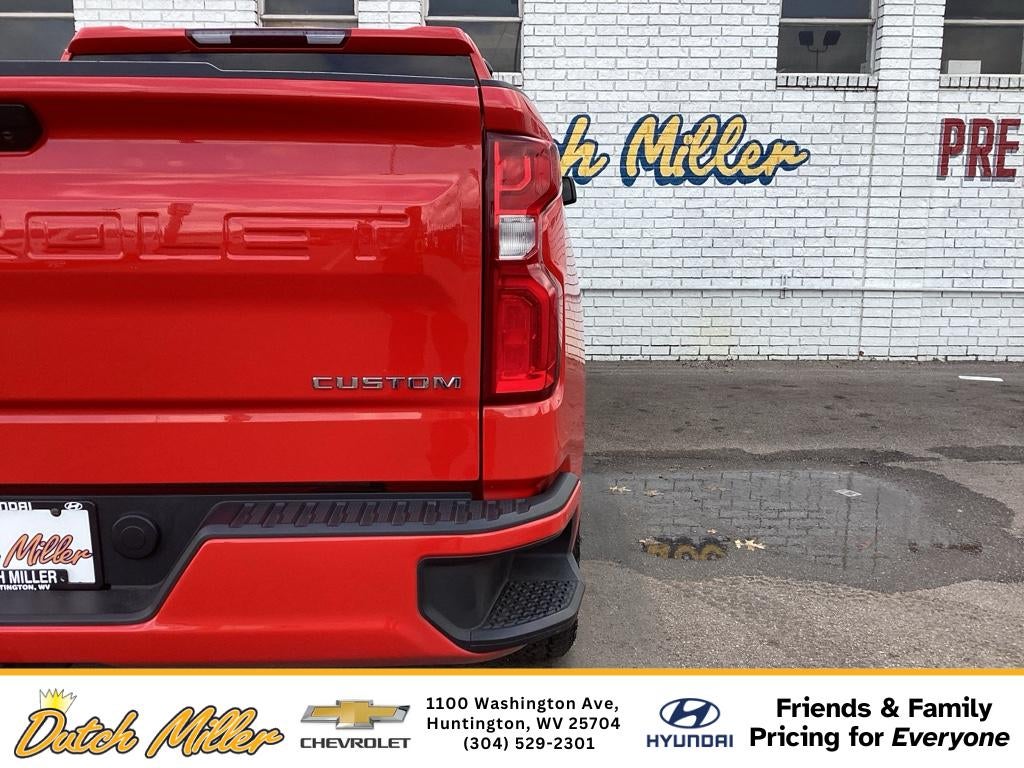 2022 Chevrolet Silverado Custom