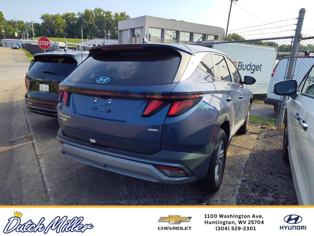 2025 Hyundai TUCSON SE