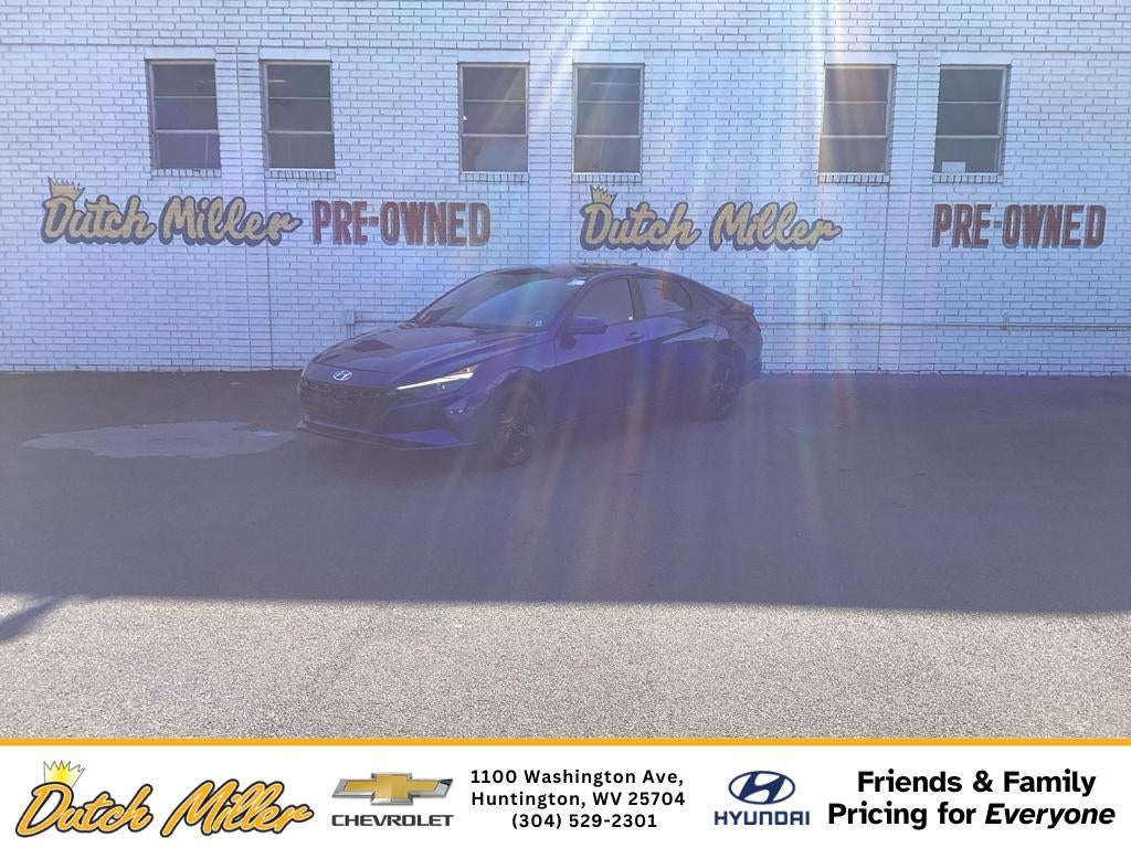 2022 Hyundai ELANTRA SEL