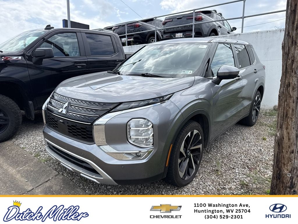 2022 Mitsubishi Outlander SE