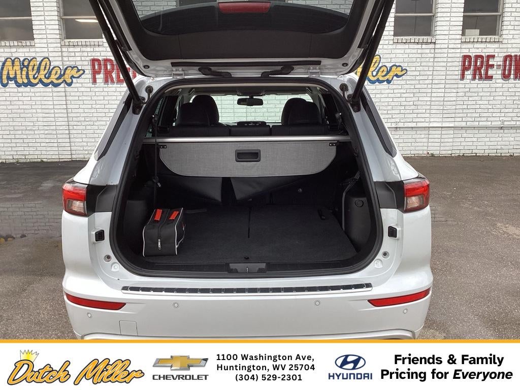 2023 Mitsubishi Outlander SEL