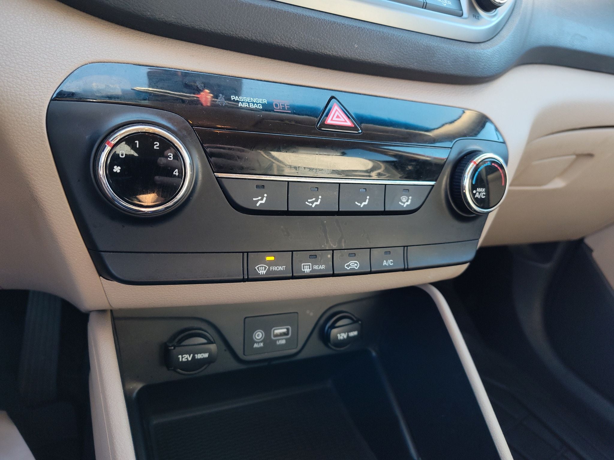 2017 Hyundai TUCSON SE