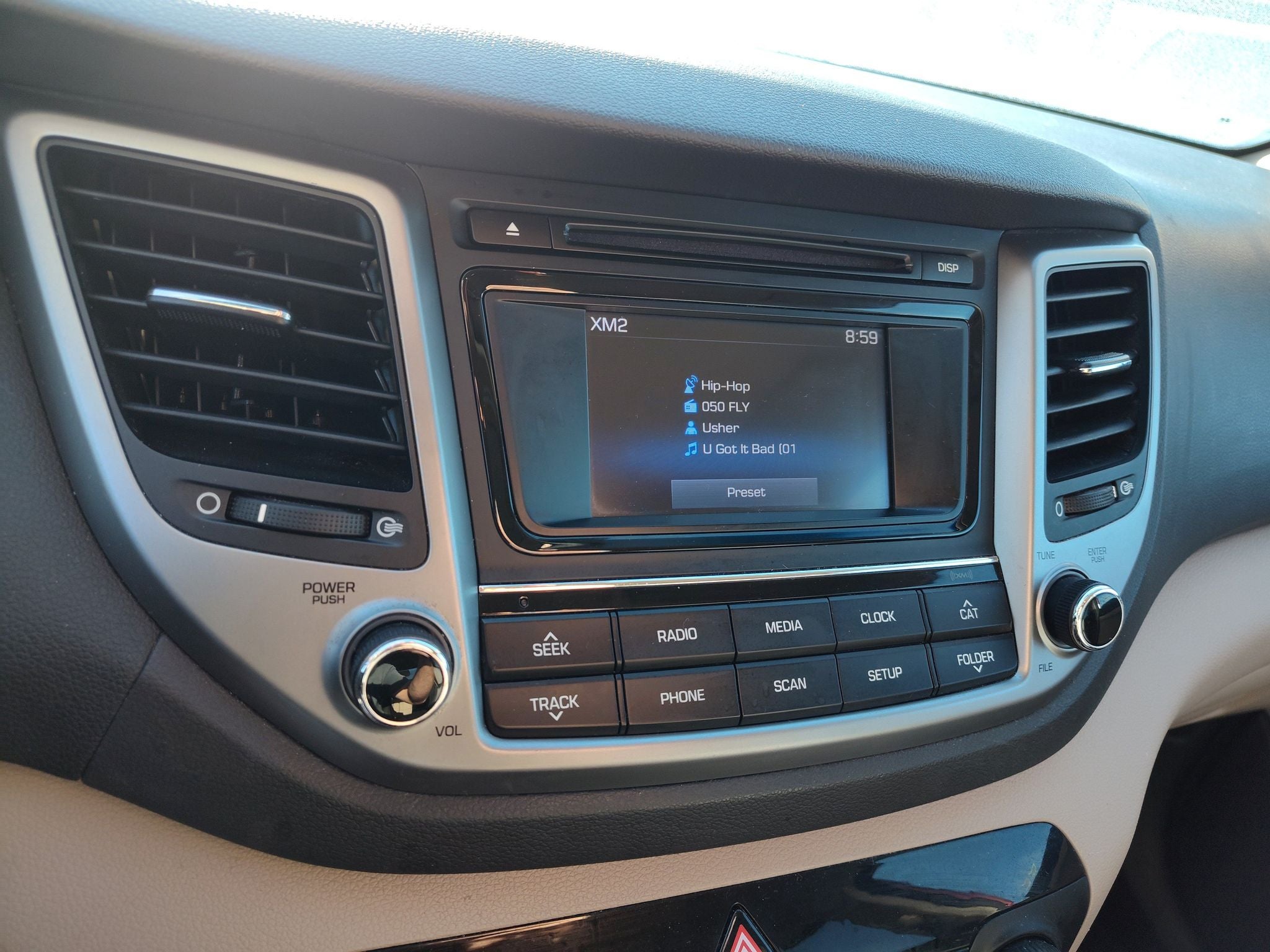 2017 Hyundai TUCSON SE