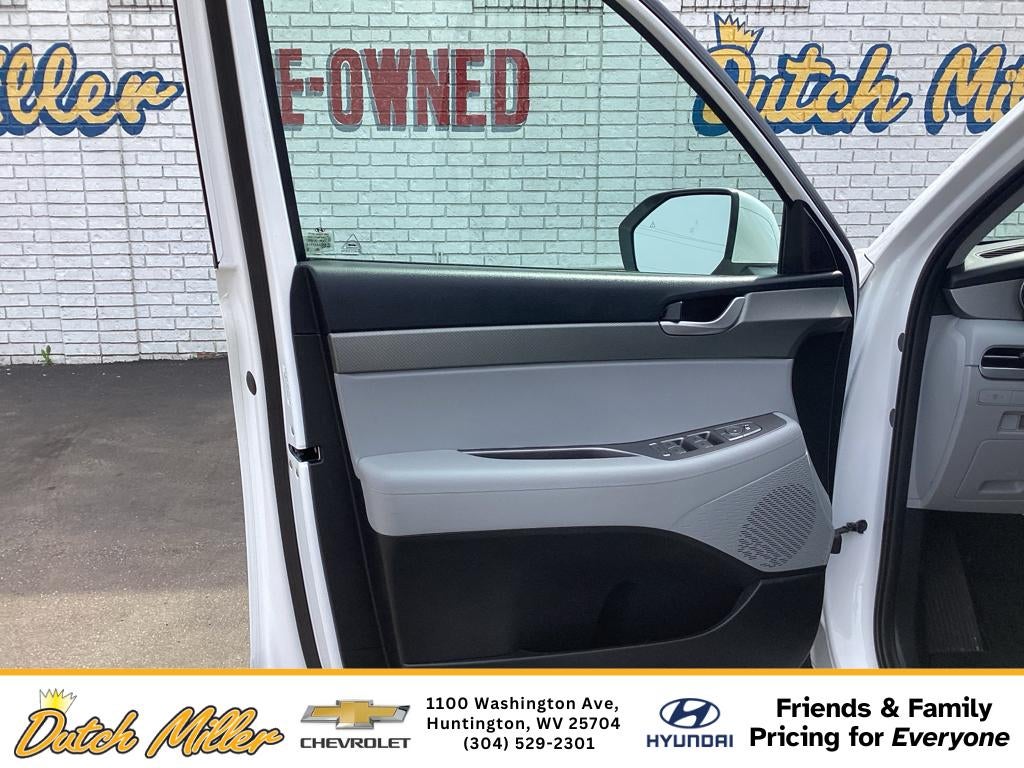 2025 Hyundai PALISADE SE