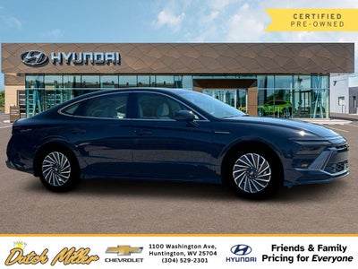 2025 Hyundai SONATA HYBRID SEL