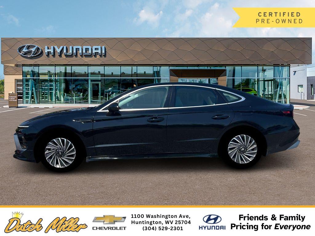 2025 Hyundai SONATA HYBRID SEL