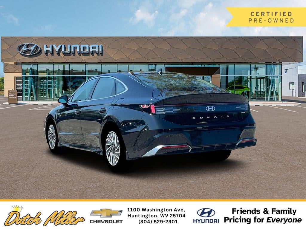 2025 Hyundai SONATA HYBRID SEL