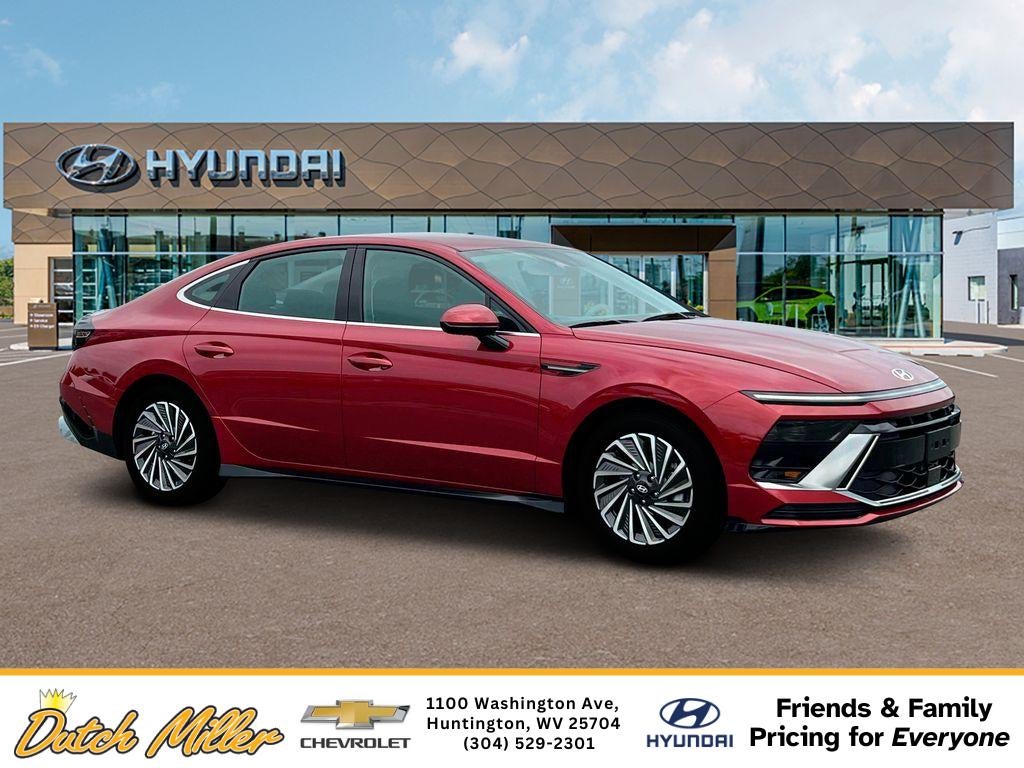 2025 Hyundai SONATA HYBRID SEL