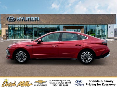 2025 Hyundai SONATA HYBRID SEL