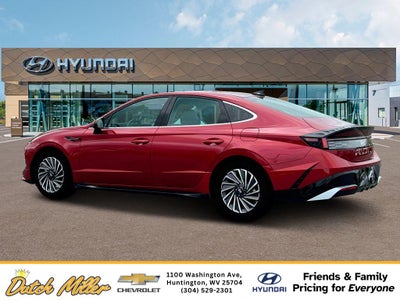 2025 Hyundai SONATA HYBRID SEL