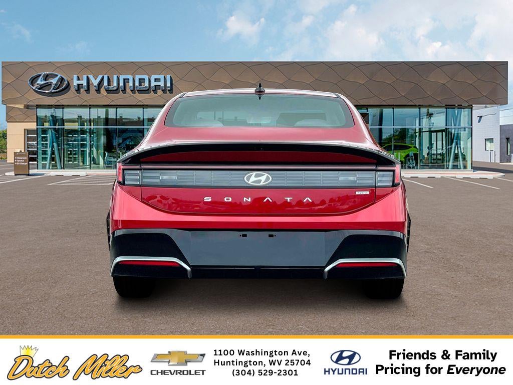 2025 Hyundai SONATA HYBRID SEL