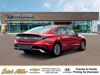 2025 Hyundai SONATA HYBRID SEL