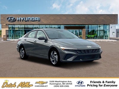 2025 Hyundai ELANTRA SEL Sport