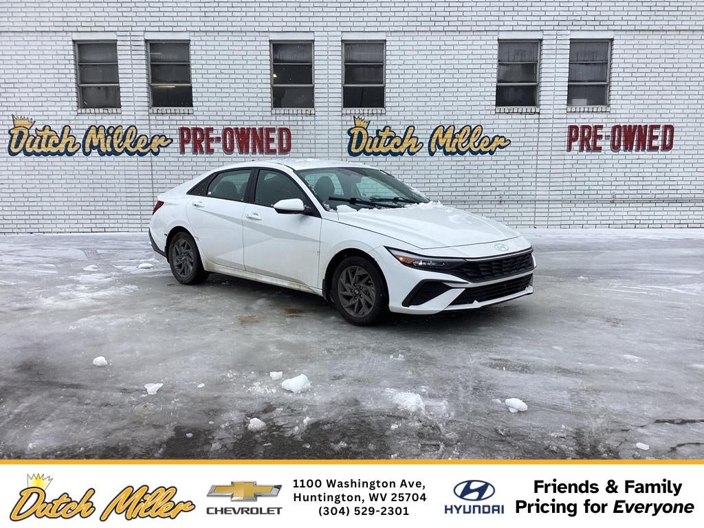 2024 Hyundai ELANTRA SEL