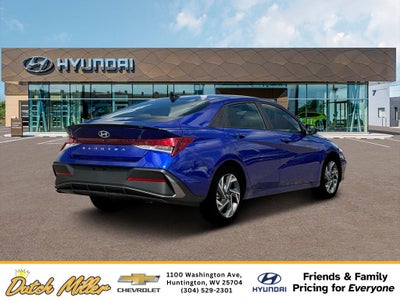 2025 Hyundai ELANTRA SEL Sport
