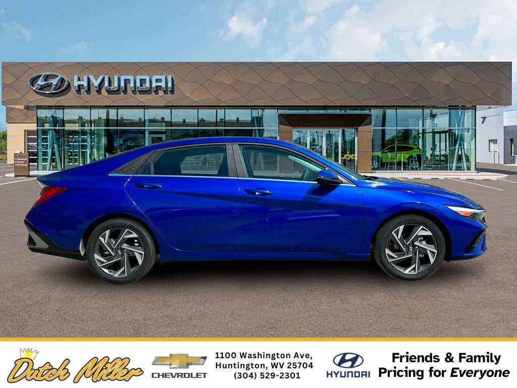 2025 Hyundai ELANTRA Limited