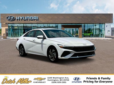 2025 Hyundai ELANTRA Limited