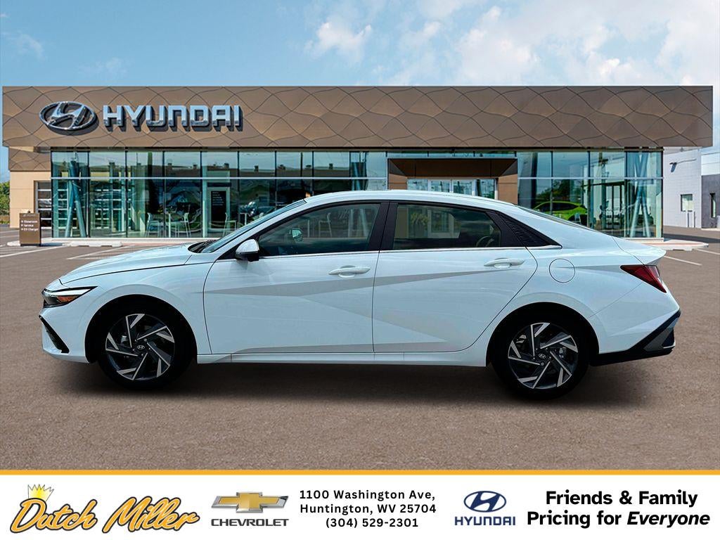 2025 Hyundai ELANTRA Limited