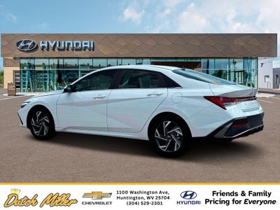 2025 Hyundai ELANTRA Limited