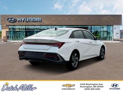 2025 Hyundai ELANTRA SEL Convenience