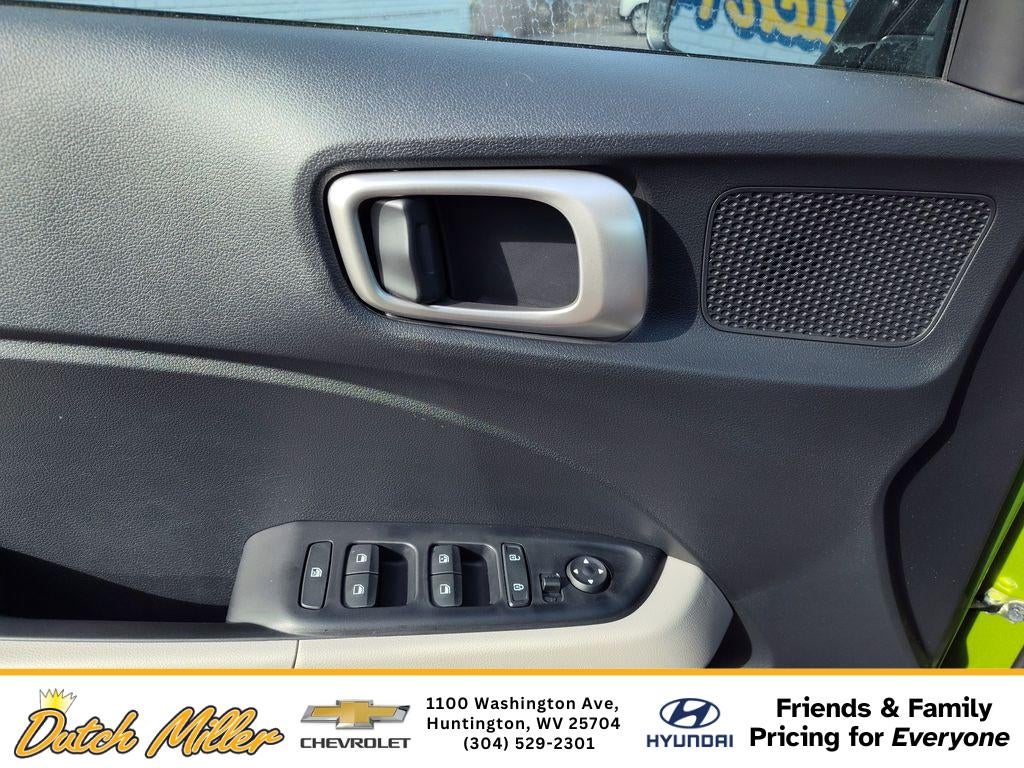 2024 Hyundai VENUE SEL