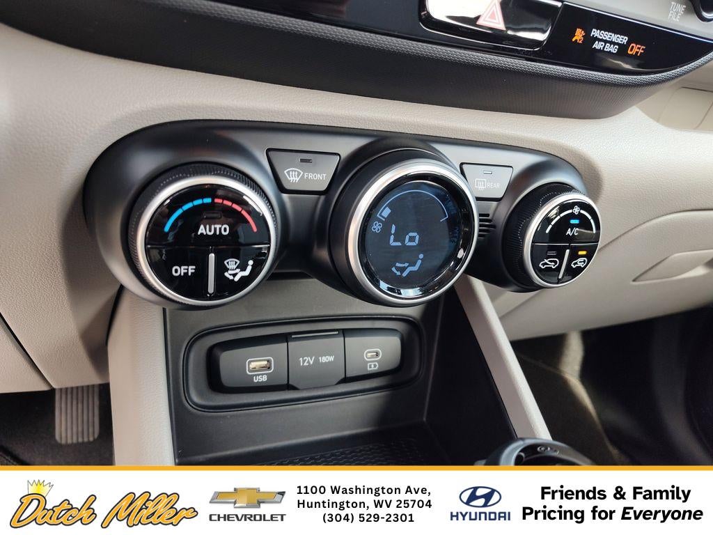 2024 Hyundai VENUE SEL