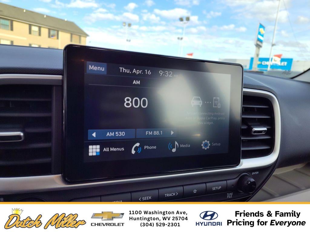 2024 Hyundai VENUE SEL