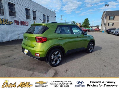 2024 Hyundai VENUE SEL