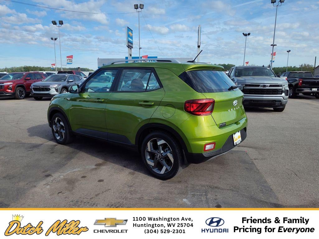 2024 Hyundai VENUE SEL